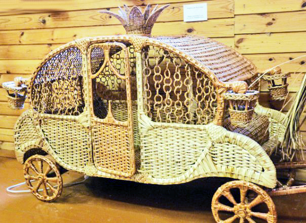 Карета. Лоза, плетіння